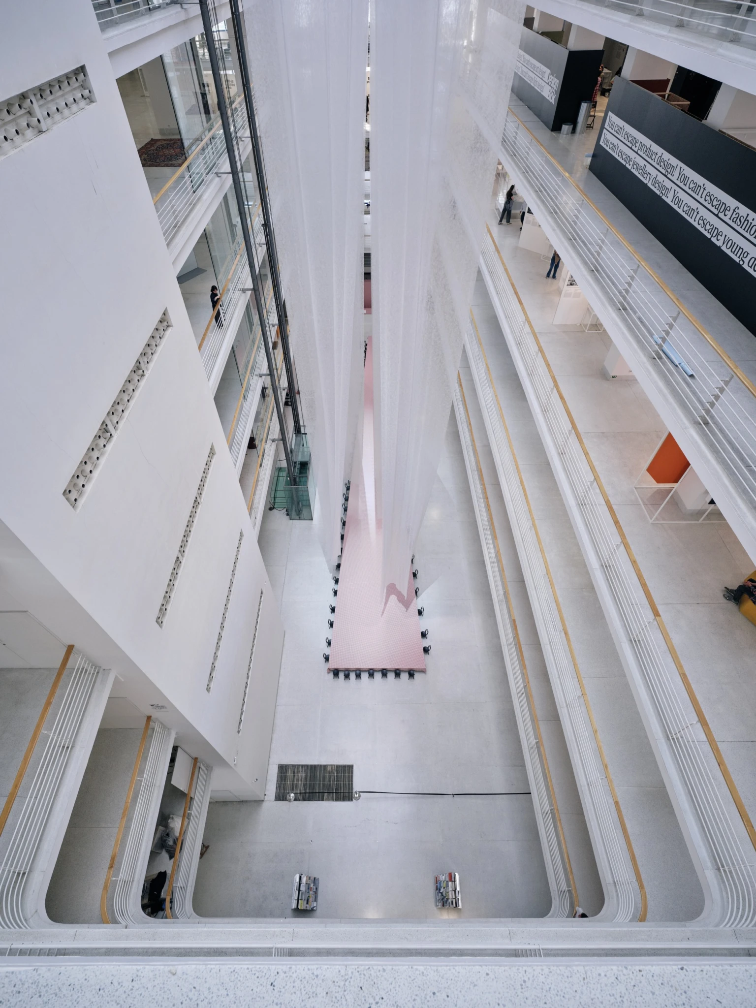 DesignBlok 2026: Maxim Velčovský - Veranda