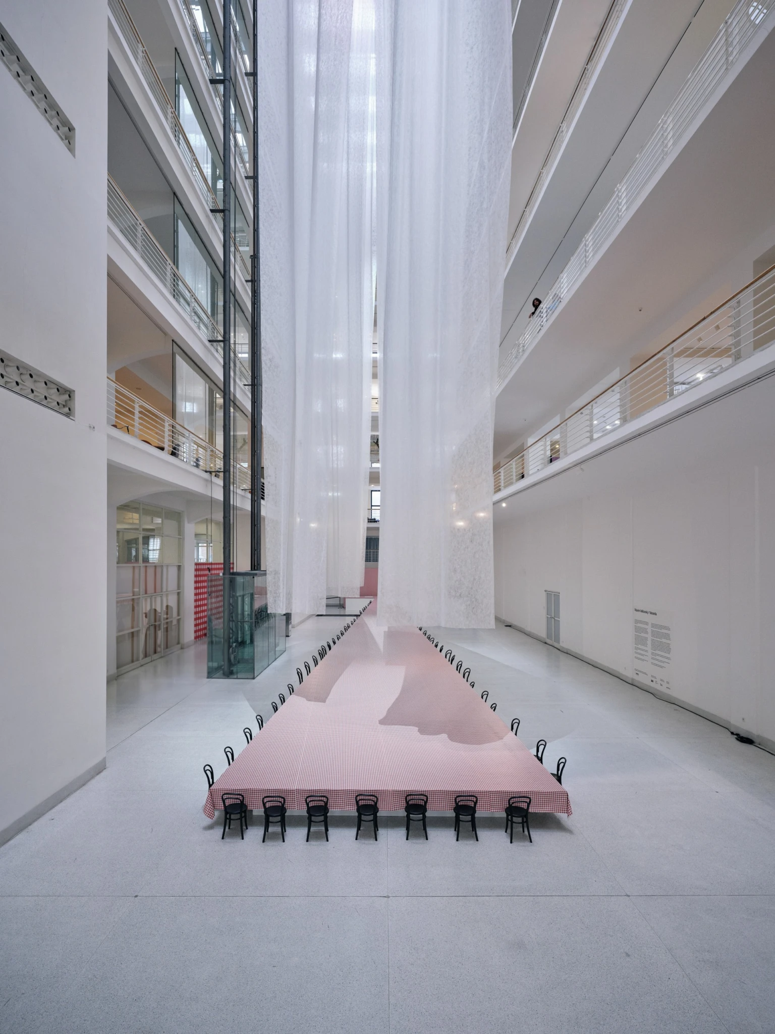 DesignBlok 2026: Maxim Velčovský - Veranda